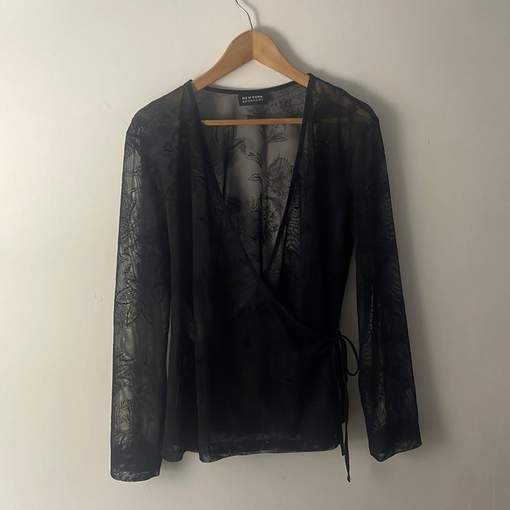 New York & Company Black Sheer Waist Tie Top Sz Large